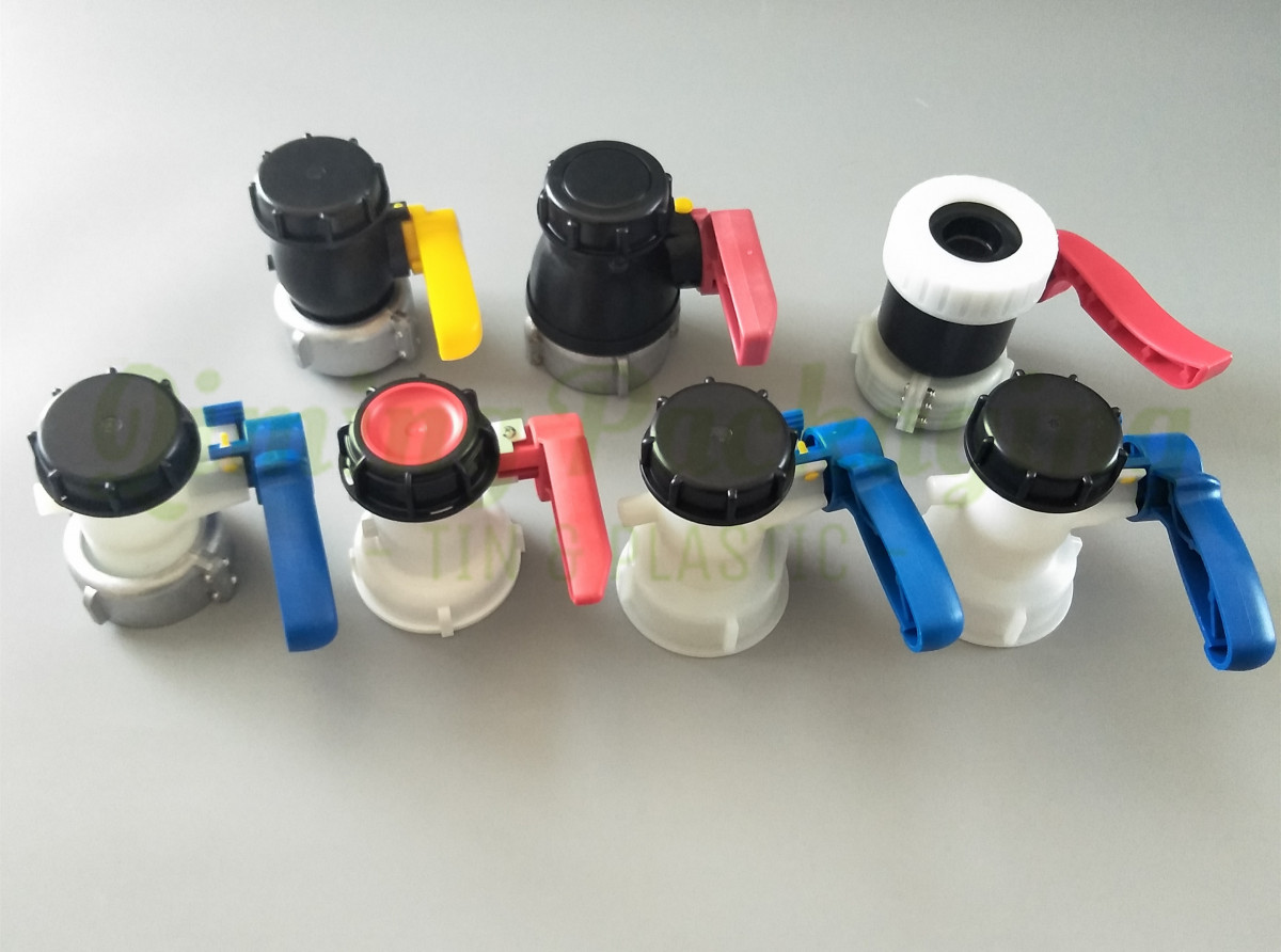 IBC tote valves size